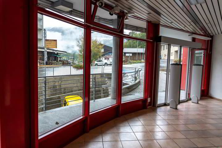 Ufficio & Commercio di null locali in affitto a Fiesch - immagine 1/10