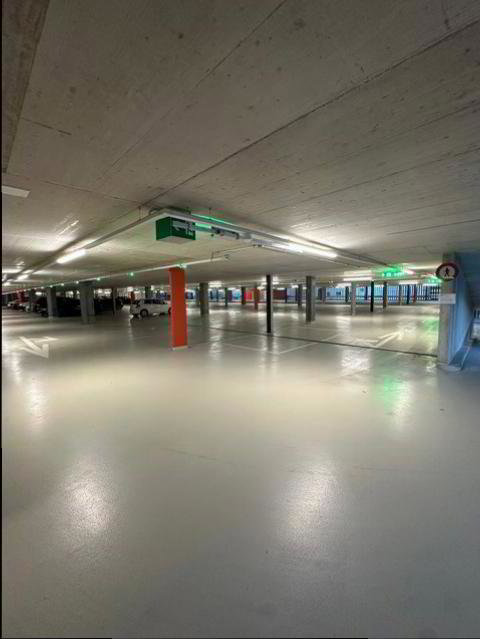 Parking, garage null pièces à louer à La Chaux-de-Fonds - image 1/4
