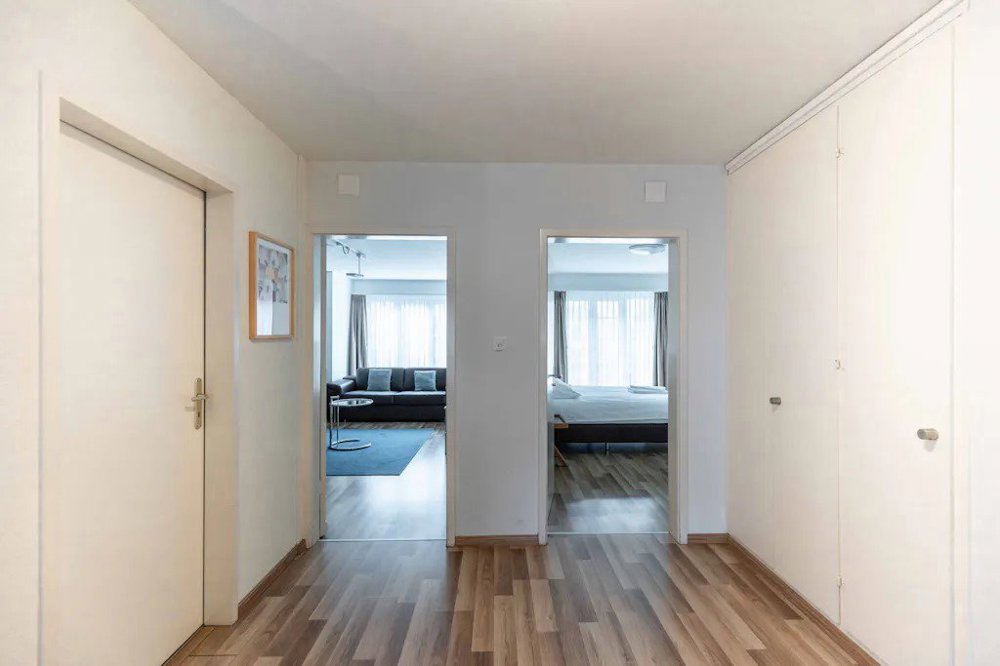 2 rooms Apartment for rent in Zürich - image 1/10