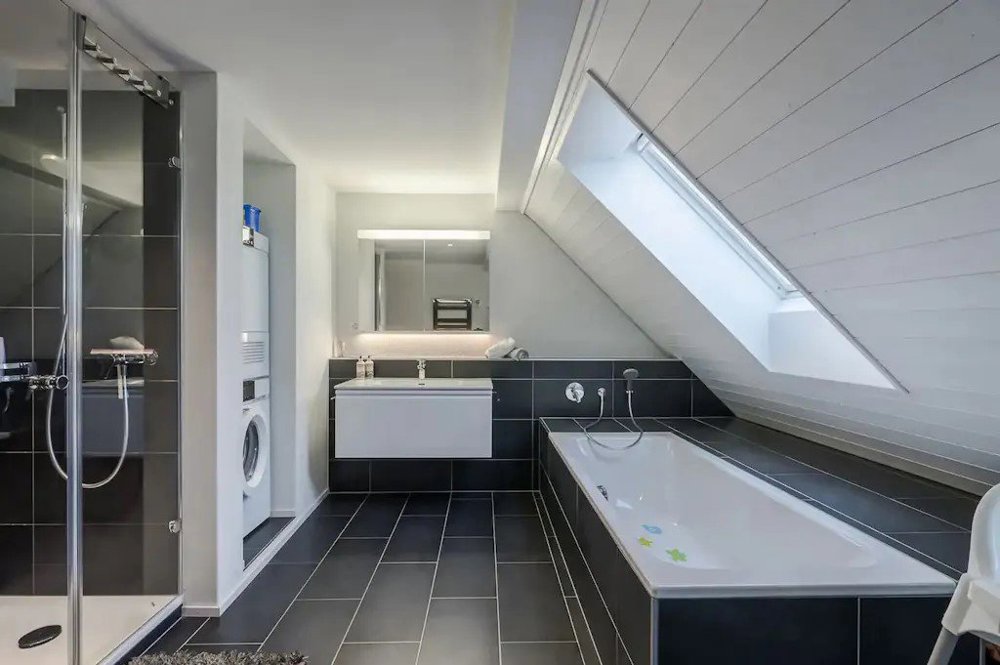 2 rooms Apartment for rent in Zürich - image 1/10