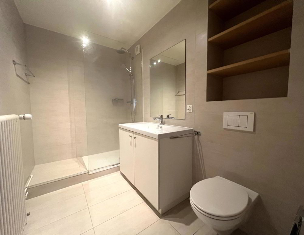 6 Zimmer Haus zu vermieten in Trélex - Bild 1/10