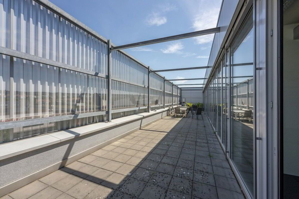 null rooms Office & Commercial for rent in Volketswil - image 1/3