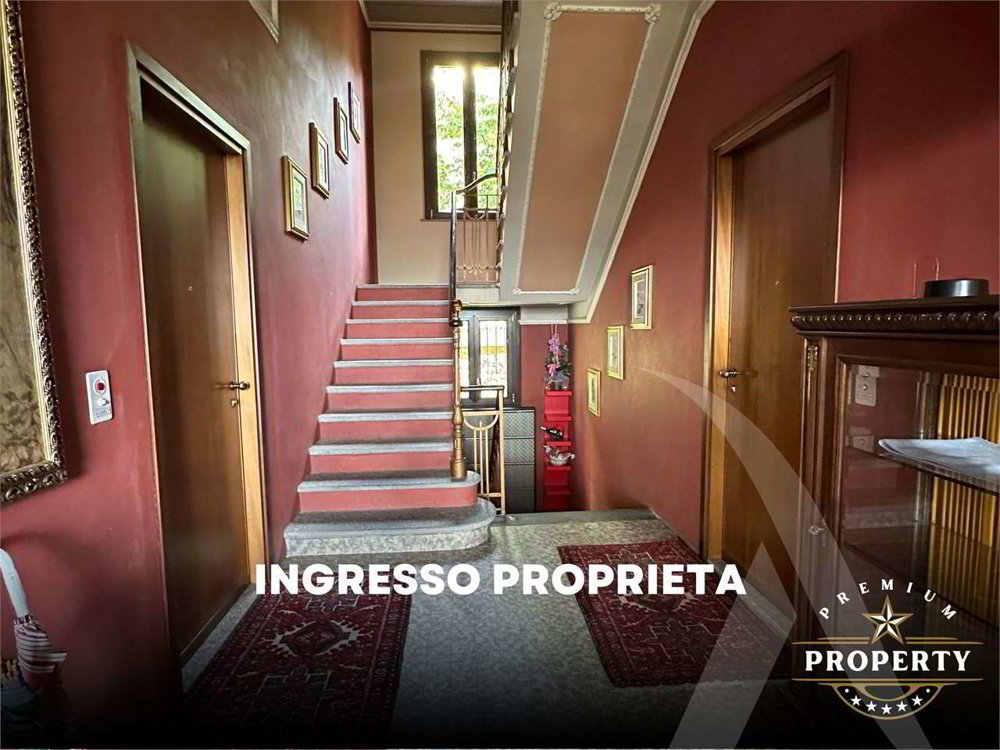 Casa di 7 locali in vendita a Balerna - immagine 1/6