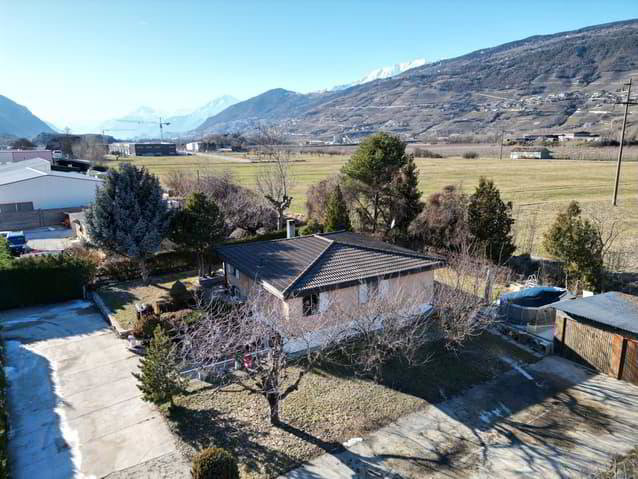 Casa di 4.5 locali in vendita a Chalais - immagine 1/12