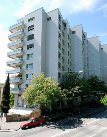 null rooms Car park, garage for rent in Lausanne - image 1/2