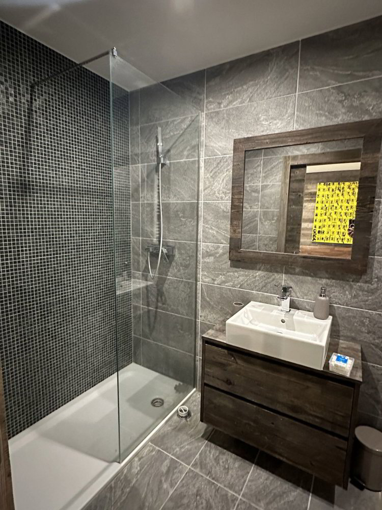 4.5 Zimmer Wohnung zu vermieten in Crans-Montana - Bild 1/8