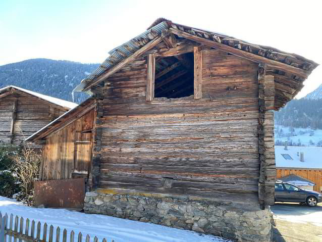 4 rooms House to buy in Fiesch - image 1/3