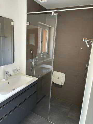 4.5 rooms Apartment for rent in Ulrichen - image 1/12