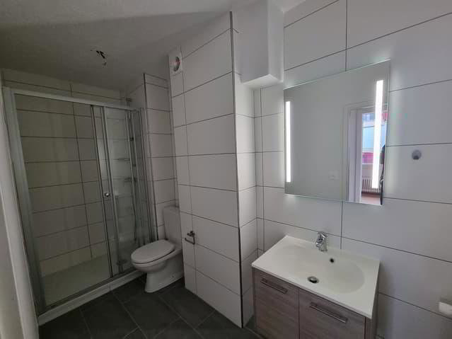 Appartamento di 3 locali in affitto a Boudry - immagine 1/9