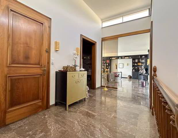 Appartement 8.5 pièces à acheter à Sierre - image 1/10