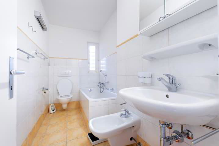 5 rooms Apartment for rent in Crans-Montana - image 1/13