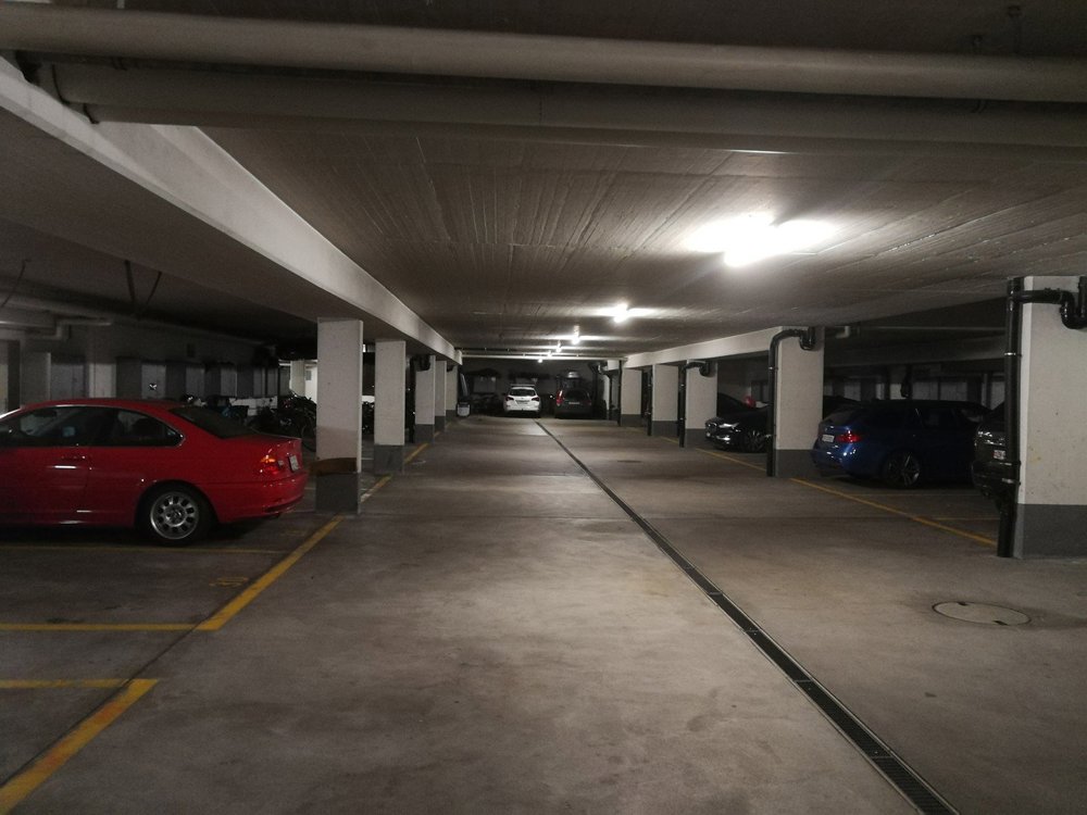 Parking, garage null pièces à louer à Zurich - image 1/3