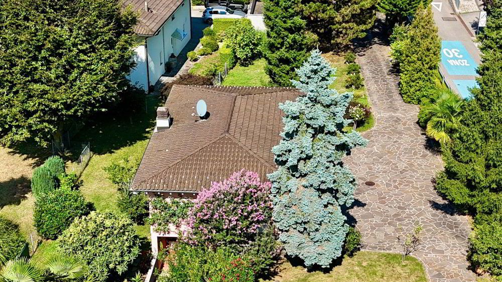 Maison 8 pièces à acheter à Curio - image 1/25