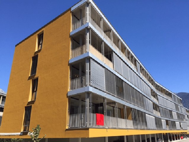 null rooms Car park, garage for rent in Martigny - image 1/1