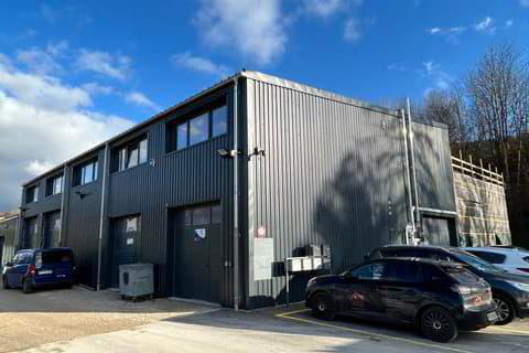 null rooms Office & Commercial for rent in Vallorbe - image 1/1