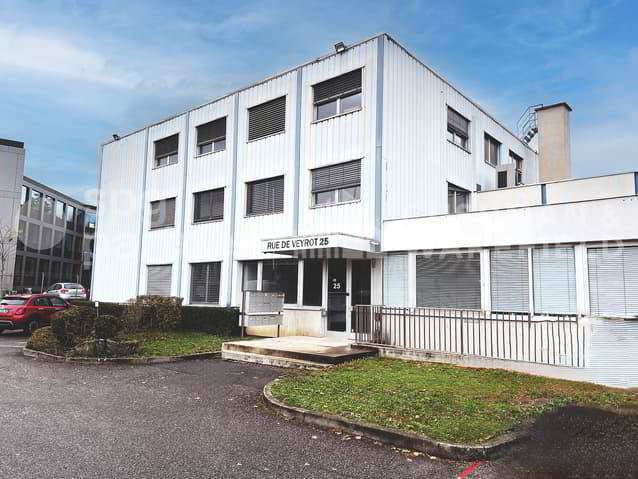 Veyrot 25 - Locaux artisanaux et industriels au c?ur de la ZIMEYSA