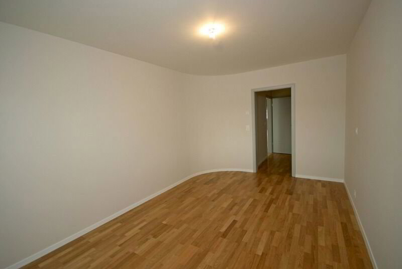5.5 rooms Apartment for rent in Courrendlin - image 1/12