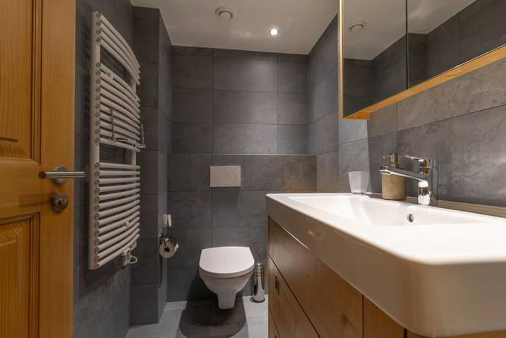 Appartement 6 pièces à louer à Crans-Montana - image 1/13