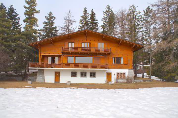 Maison null pièces à louer à Crans-Montana - image 1/13