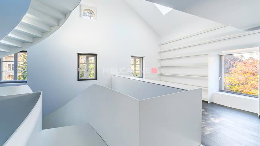 Maison 11 pièces à acheter à Vandoeuvres - image 1/7