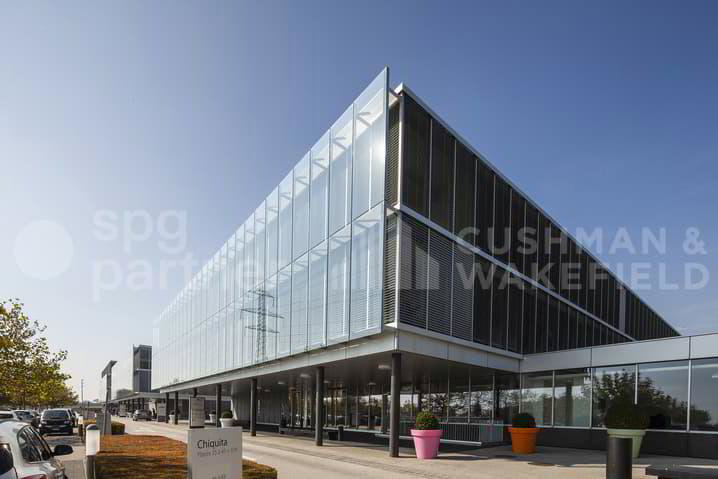 A-One Business Center Bureaux Plug & Play avec vue sur le Lac - Mehr