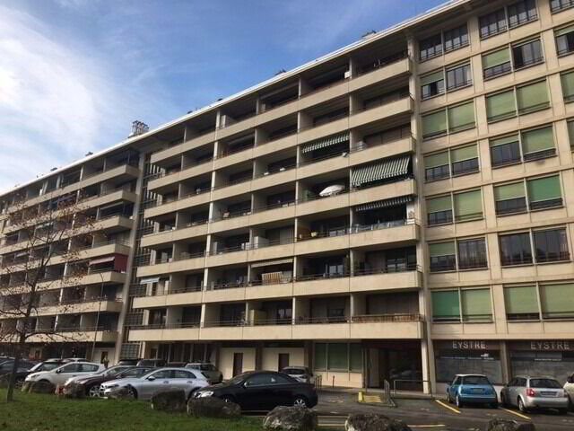 null rooms Office & Commercial for rent in Geneva - image 1/1