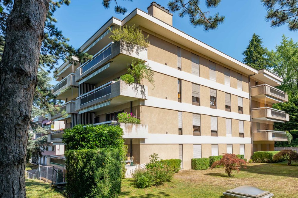 3 rooms Apartment for rent in Pully - image 1/11