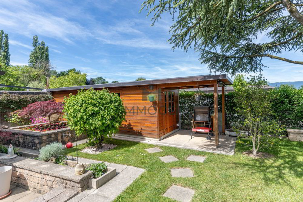 9.5 rooms House to buy in Perly - image 1/8