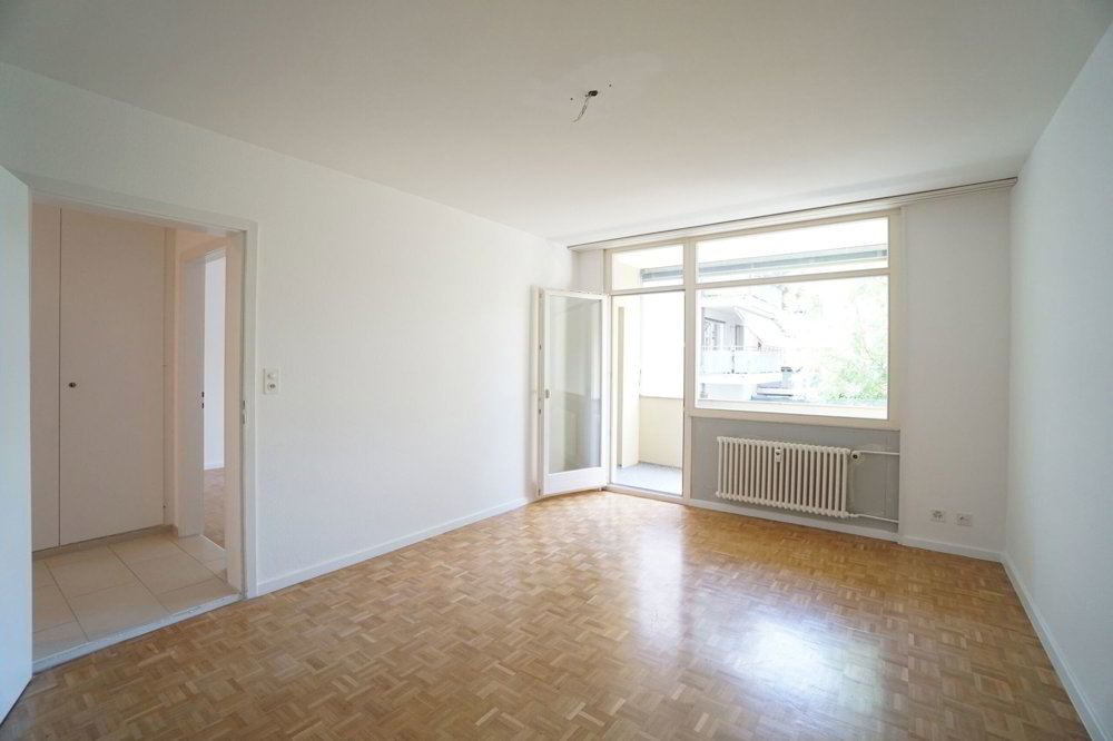 3.5 rooms Apartment to buy in Bâle - image 1/8