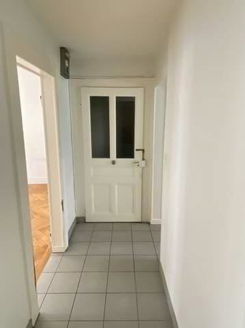 Appartamento di 3 locali in affitto a La Chaux-de-Fonds - immagine 1/8