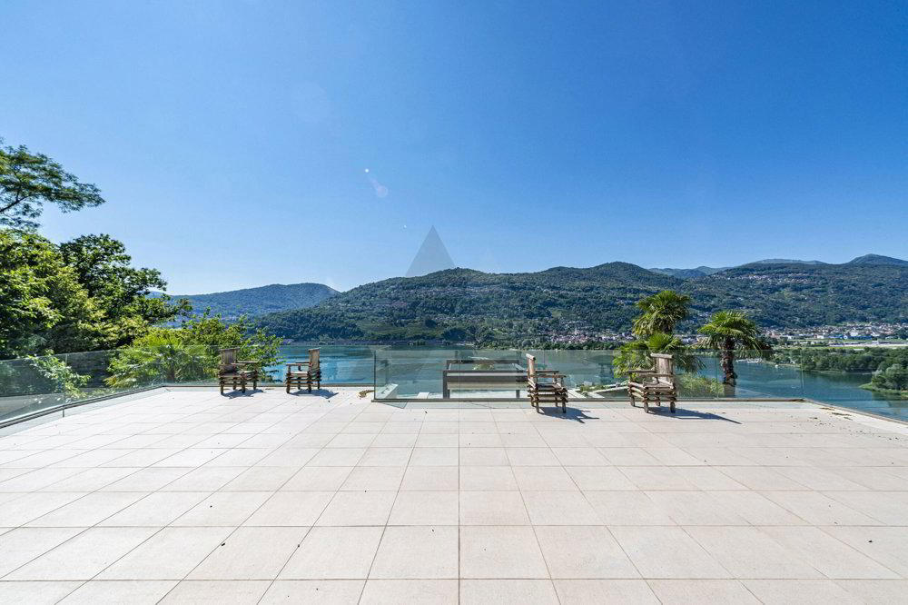 Casa di 11 locali in vendita a Montagnola - immagine 1/15