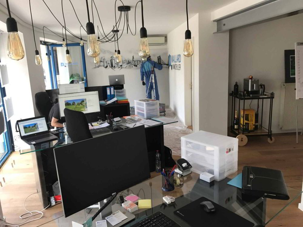 null rooms Office & Commercial for rent in Yverdon-les-Bains - image 1/2
