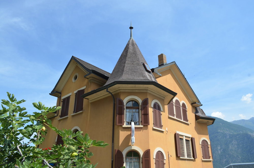 null rooms House to buy in Leytron - image 1/13