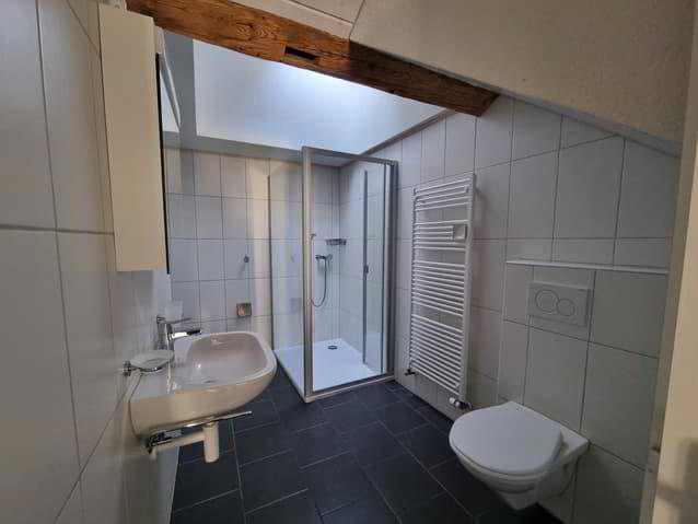 Appartement 2.5 pièces à louer à Buttes - image 1/9