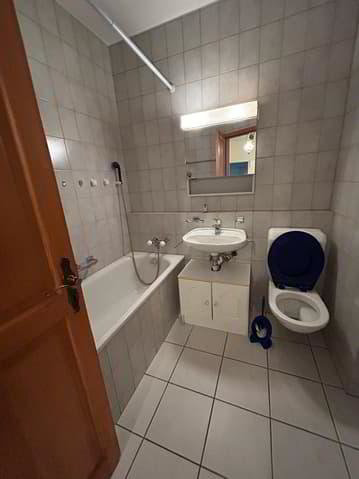 3.5 rooms Apartment for rent in La Chaux-de-Fonds - image 1/7