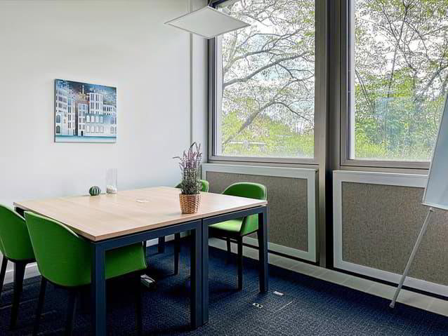 Bureau & Commerce null pièces à louer à Meyrin - image 1/13
