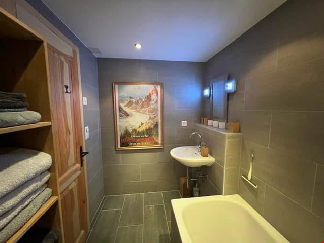 5.5 rooms House to buy in Les Marécottes - image 1/10