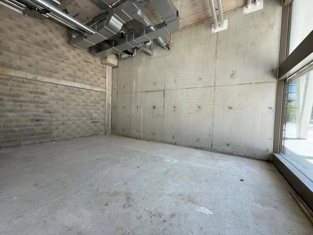 null rooms Office & Commercial for rent in Chavannes-près-Renens - image 1/6