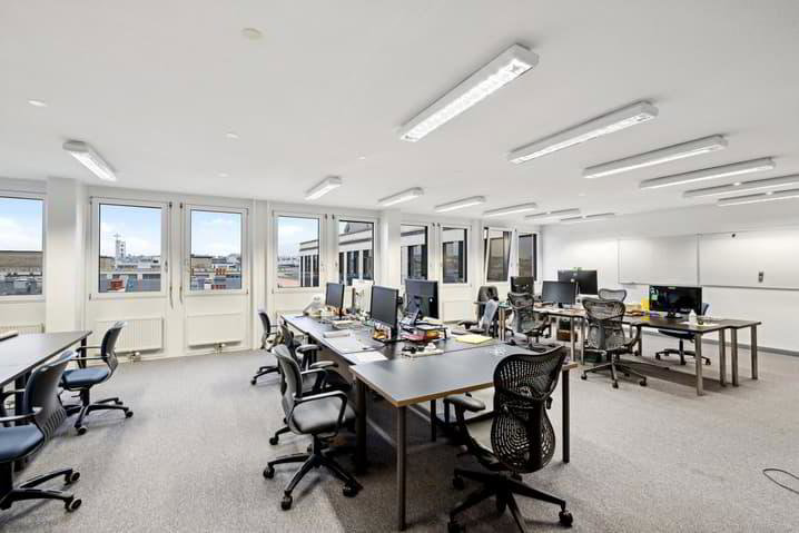 Bureau & Commerce null pièces à louer à Ginevra - image 1/9