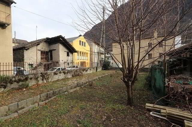 Immeuble d'habitation de 11.5 pièces en vente à Biasca - 300 m² - Ansicht 2