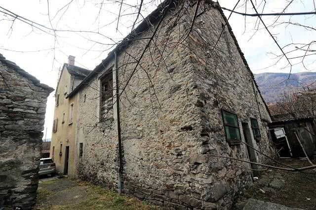 Immeuble d'habitation de 11.5 pièces en vente à Biasca - 300 m² - Ansicht 5