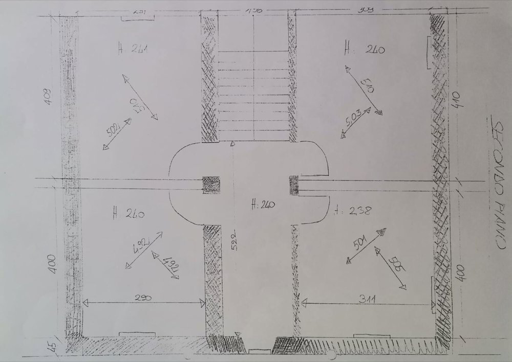 Casa di 10.5 locali in vendita a Bogno - immagine 1/13