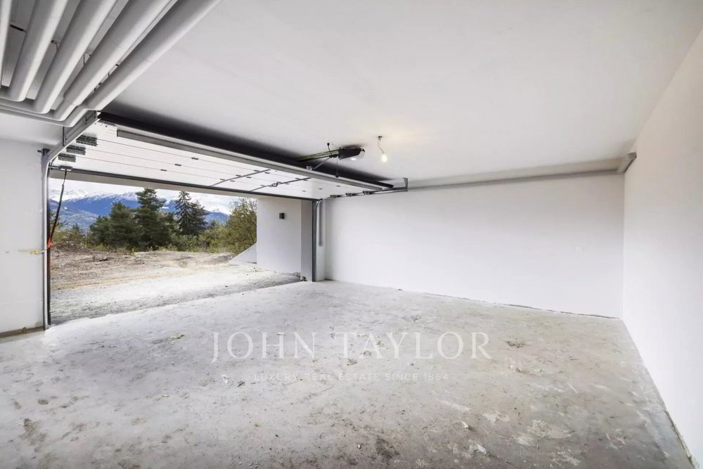 5.5 rooms House to buy in Grimisuat - image 1/11