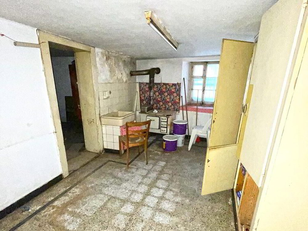 Casa di 6 locali in vendita a Ardon - immagine 1/5
