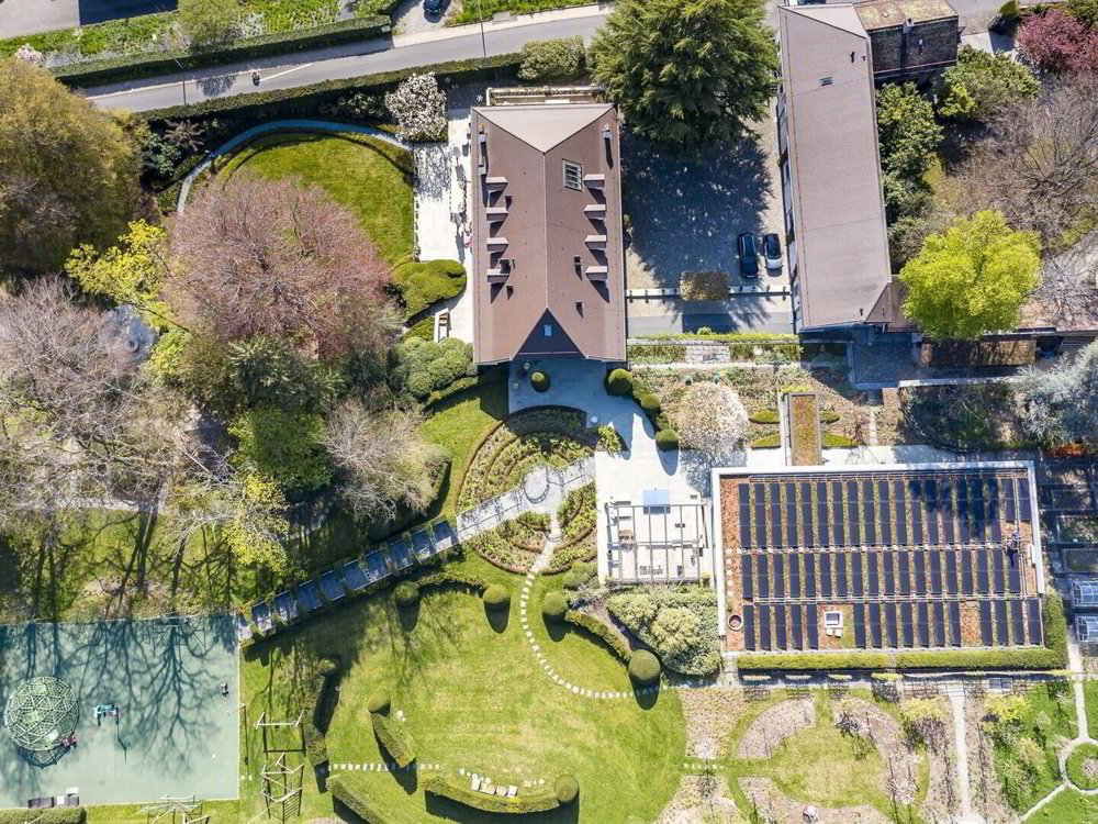 Casa di 20 locali in vendita a Jouxtens-Mézery - immagine 1/20