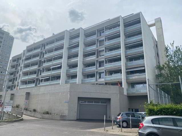 Appartement 5.5 pièces à louer à Neuenburg - image 1/12