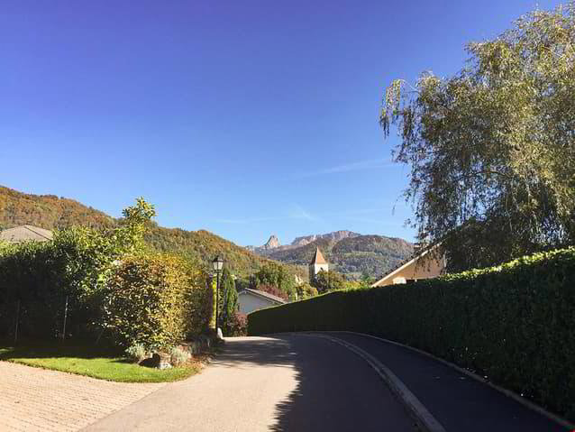 9 Zimmer Haus zum verkaufen in St-Légier-La Chiésaz - Bild 1/3
