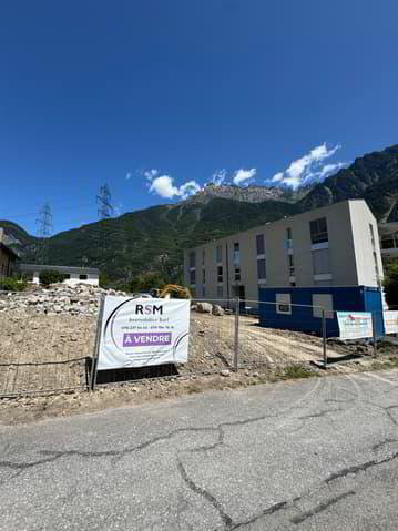 3.5 rooms Apartment to buy in Evionnaz - image 1/10