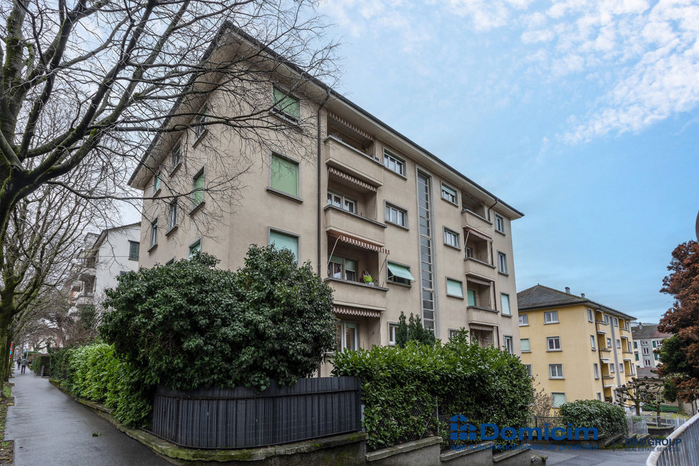 3 rooms Apartment to buy in Lausanne - image 1/7