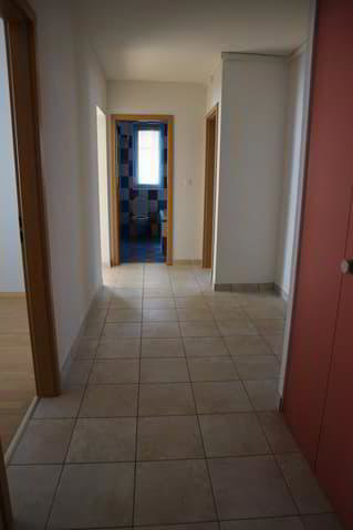 4 Zimmer Wohnung zu vermieten in Le Locle - Bild 1/5